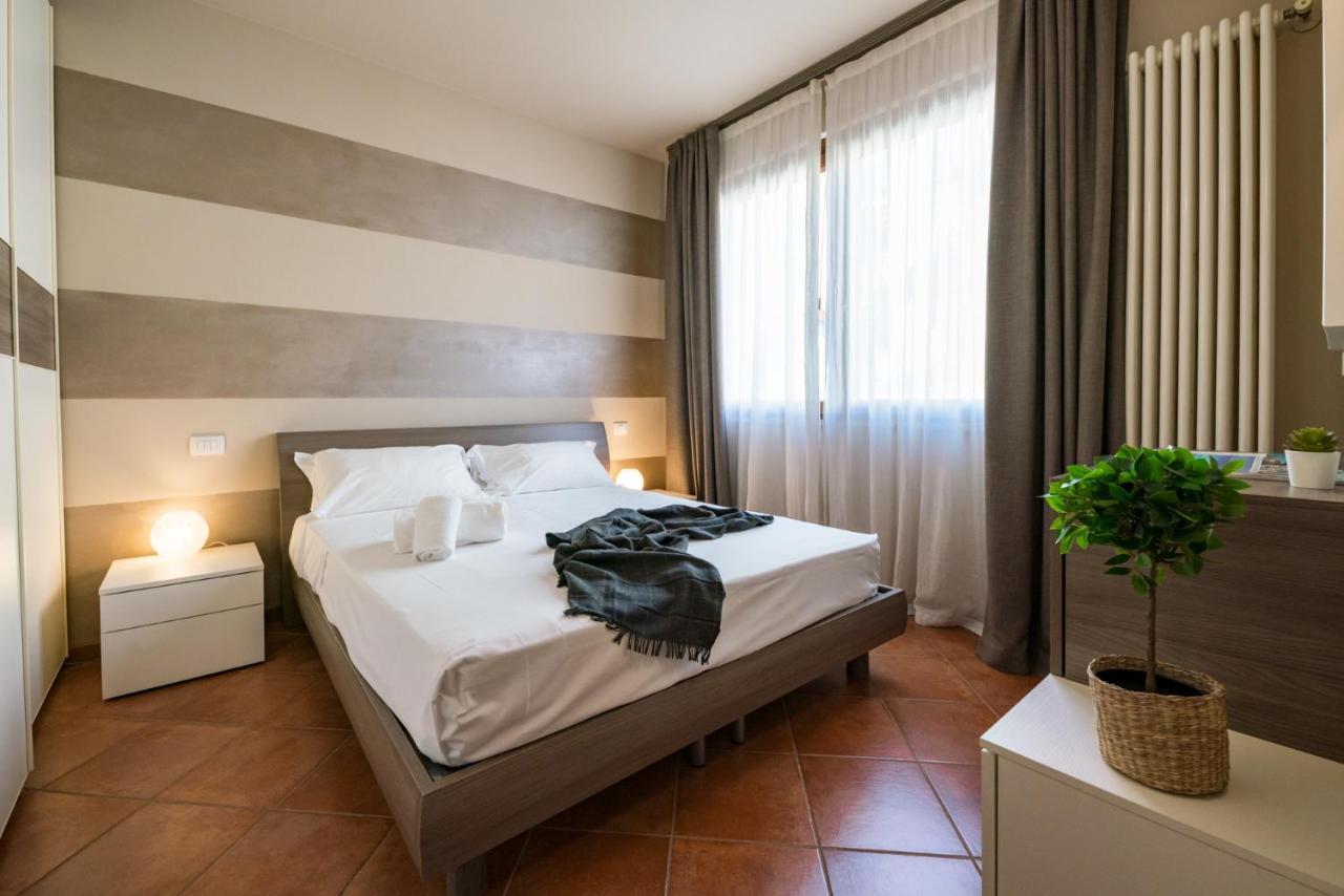 Sirmione Suite Private Terrace Exterior photo